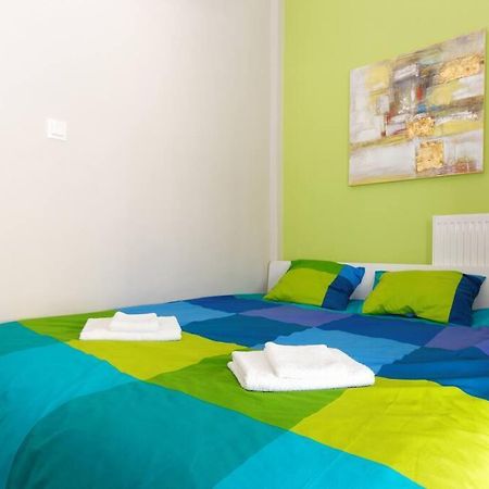 Appartamento Big Terrace Near Metro And Athens Center Esterno foto